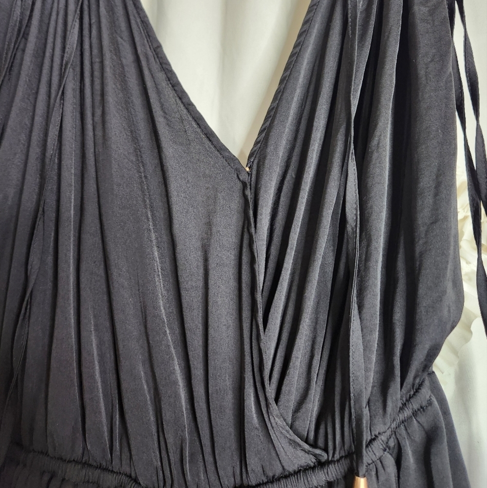 Free People Black Bea Tassel Sleeveless Romper Shiny Sz Medium Open Back - Picture 4 of 9